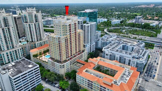 7350 SW 89th St in Miami, FL - Foto de edificio - Building Photo