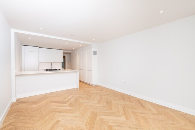 20 Commonwealth Ave, Unit 201 in Boston, MA - Building Photo - Building Photo