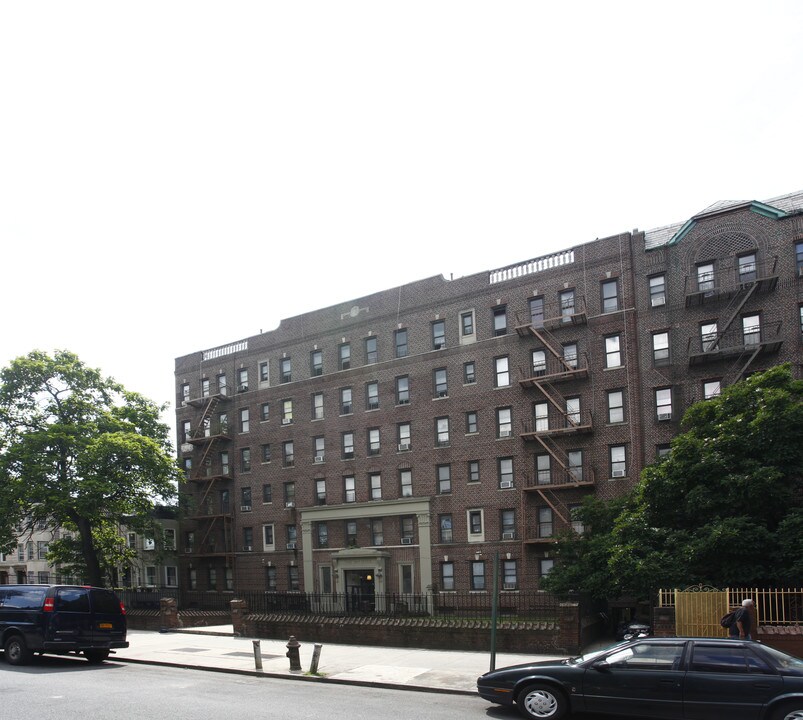 The Van Dyke in Brooklyn, NY - Building Photo