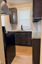 33 Hayward Pl in Wallington, NJ - Foto de edificio - Building Photo