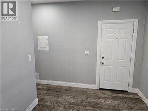 138 Murray St in Brantford, ON - Building Photo - Building Photo