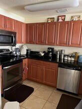11401 NW 89th St in Doral, FL - Building Photo - Building Photo