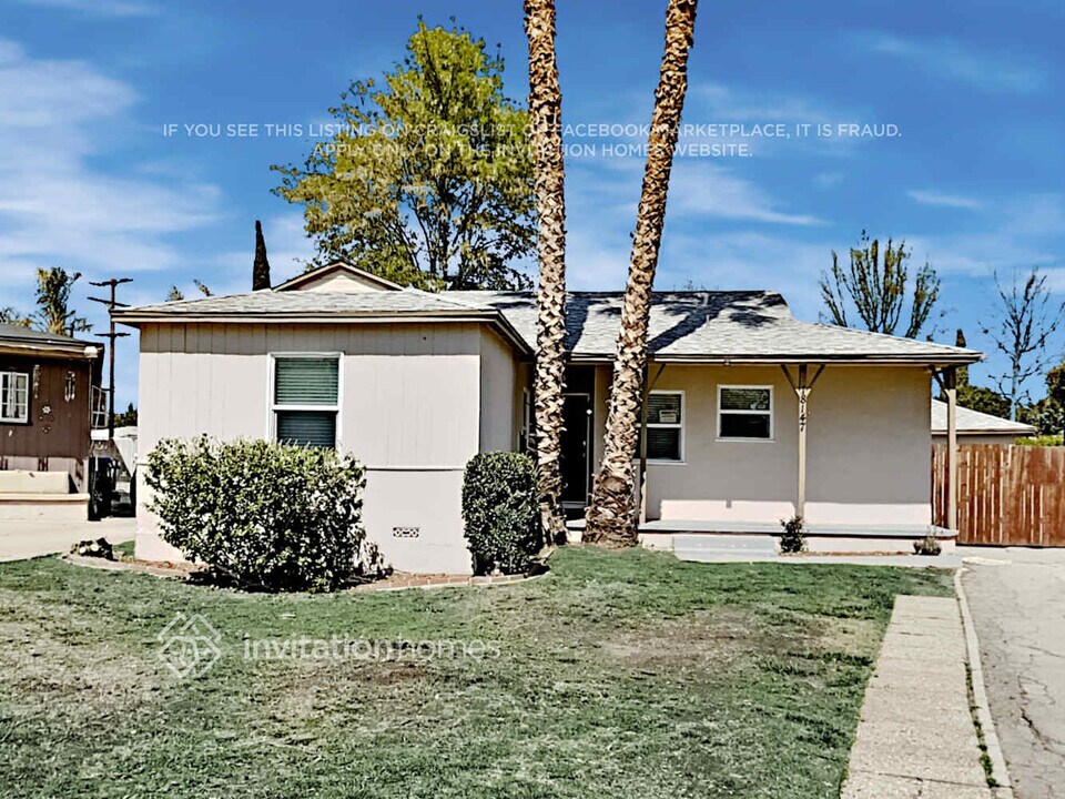 18147 Archwood St in Los Angeles, CA - Building Photo