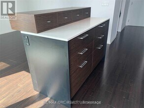 75 St Nicholas St in Toronto, ON - Building Photo - Building Photo