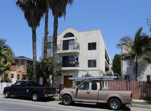 4922 S Slauson Ave in Culver City, CA - Building Photo - Building Photo