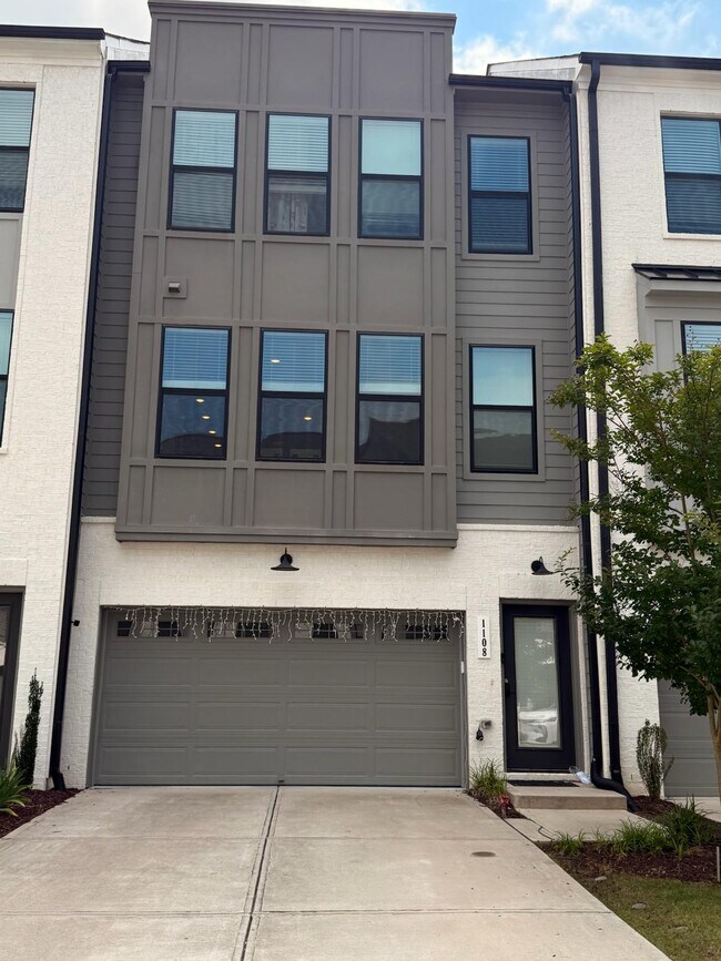 1108 Kiernan Grove Ln in Cary, NC - Building Photo - Building Photo