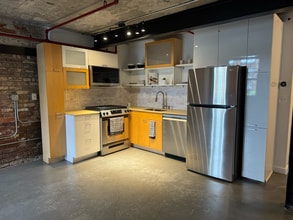 170 Boulevard SE, Unit F112 in Atlanta, GA - Building Photo - Building Photo