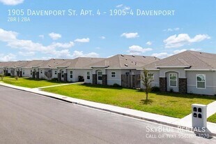 1905 Davenport St in Weslaco, TX - Building Photo