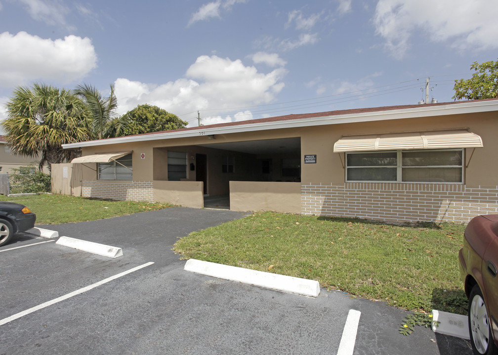 501 NW 34th Ct in Pompano Beach, FL - Building Photo