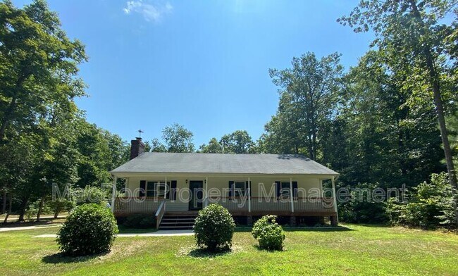 28341 Edgar Rd in Ruther Glen, VA - Building Photo - Building Photo