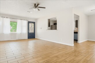 2905 Fannin St in La Marque, TX - Building Photo - Building Photo