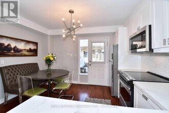 9472 Sheppard Ave E in Toronto, ON - Building Photo - Building Photo