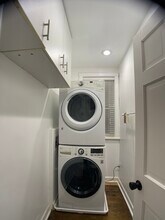 3721 W Belden Ave, Unit 1 in Chicago, IL - Building Photo - Building Photo