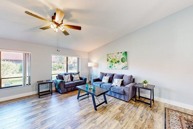 3755 Pinecone Ct