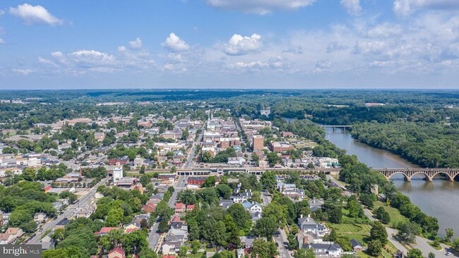 620 Kenmore Ave in Fredericksburg, VA - Building Photo - Building Photo