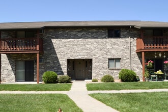 Meadows in Marinette, WI - Foto de edificio - Building Photo