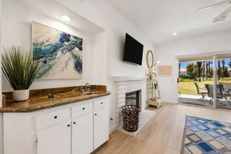 248 Vista Royale Cir W in Palm Desert, CA - Building Photo - Building Photo