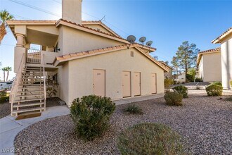 1005 Sulphur Springs Ln in Las Vegas, NV - Building Photo - Building Photo
