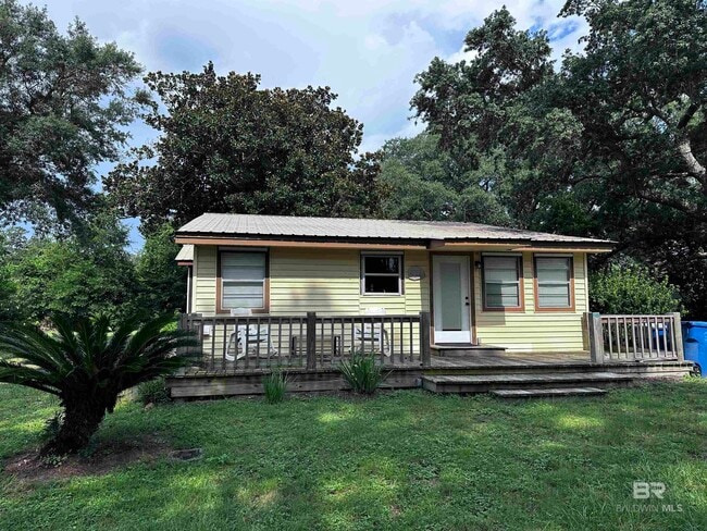 property at 5595 Virginia St