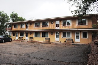 Canyon Retreat Apartments in Colorado Springs, CO - Building Photo - Building Photo