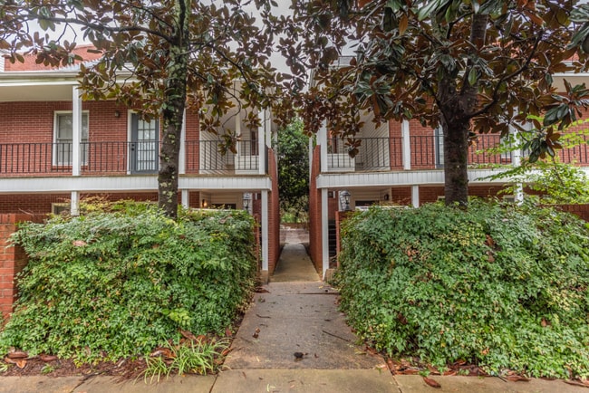 property at 510 E Gillespie St