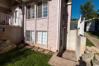 1238 Newport Ln in Kaysville, UT - Building Photo - Building Photo