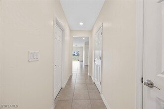 15484 Wildflower Cir in Naples, FL - Building Photo - Building Photo