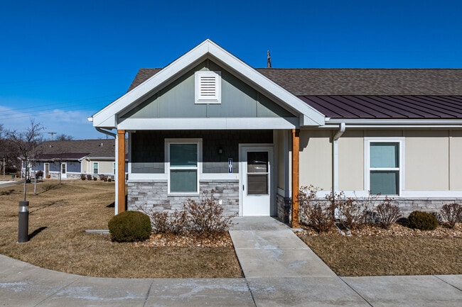 Switzer Senior Villas in Merriam, KS - Building Photo - Building Photo