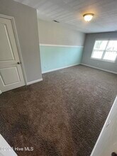 146 Broadleaf Dr in Jacksonville, NC - Building Photo - Building Photo