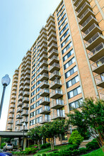 Landmark Ridge in Alexandria, VA - Building Photo - Building Photo