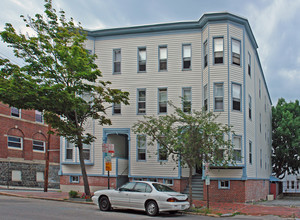 273 Cumberland Ave in Portland, ME - Building Photo - Building Photo