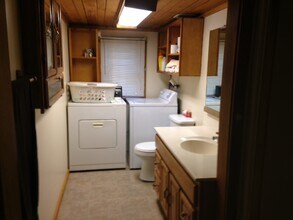 55 Deer Path Rd, Unit 55 B in Central Islip, NY - Building Photo - Building Photo