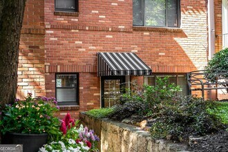324 3rd St NE in Atlanta, GA - Building Photo - Building Photo