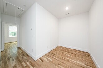 3816 Lands End Ct in Raleigh, NC - Building Photo - Building Photo