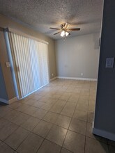 815 N Peach Ave in Fresno, CA - Foto de edificio - Building Photo