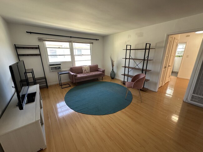 property at 2453 Silver Lake Blvd