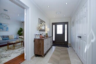 1669 Dellbrook Ave in Pickering, ON - Building Photo - Building Photo