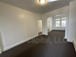 938 W College Ave in York, PA - Building Photo - Building Photo