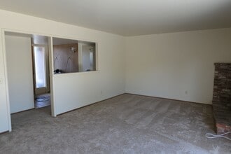 614 Martinelli St in Watsonville, CA - Building Photo - Building Photo