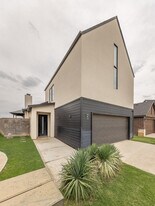18 Wilshire Blvd in Lubbock, TX - Building Photo