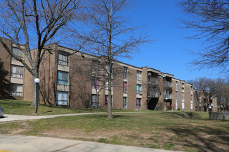 The Marylander Condominiums in Hyattsville, MD - Building Photo - Building Photo