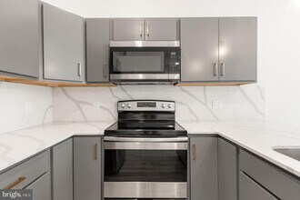 2046 E Lehigh Ave in Philadelphia, PA - Building Photo - Building Photo