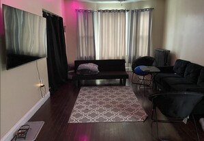 540 Morris St, Unit 2