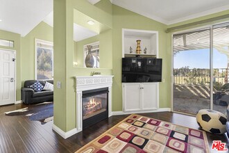 27025 Big Rapids Loop in Santa Clarita, CA - Building Photo - Building Photo