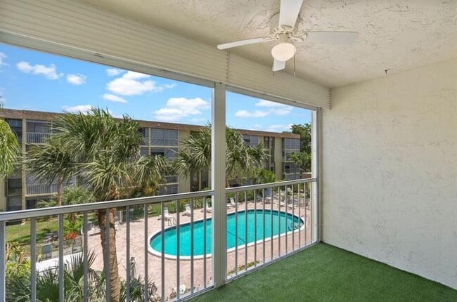 property at 367 S Federal Hwy
