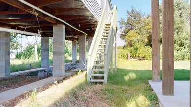 435 16th St in San Leon, TX - Building Photo - Building Photo