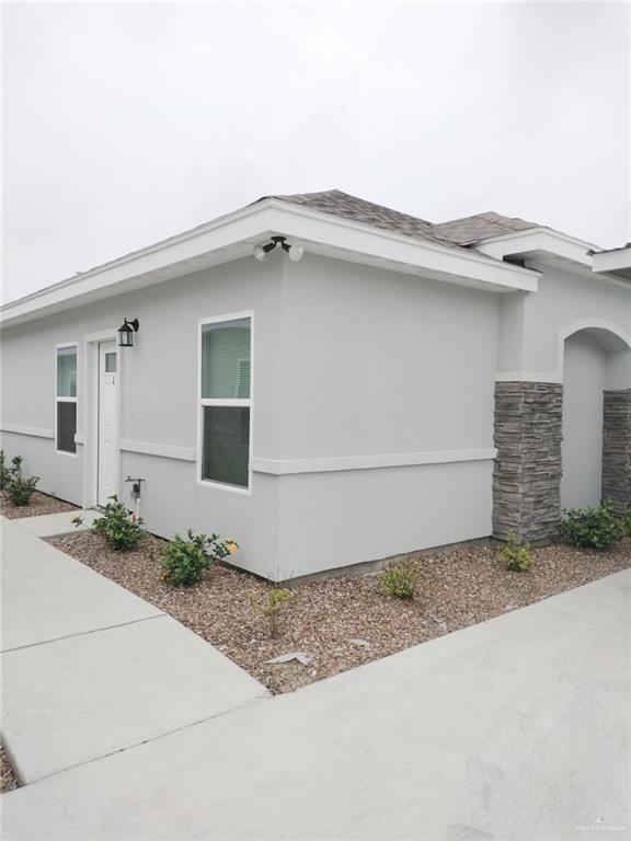 13 Red Bud Dr in Weslaco, TX - Building Photo - Building Photo