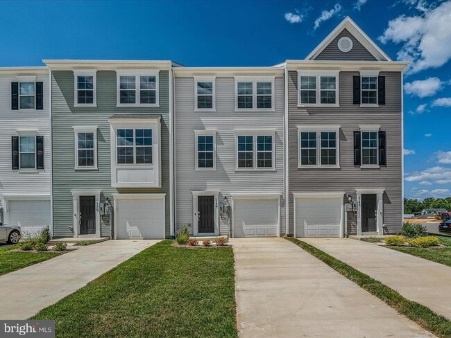property at 146 Cooperage Rd