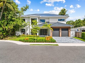 1317 Tangelo Isle in Fort Lauderdale, FL - Building Photo - Building Photo