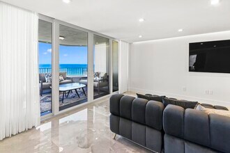 550 S Ocean Blvd in Boca Raton, FL - Building Photo - Building Photo